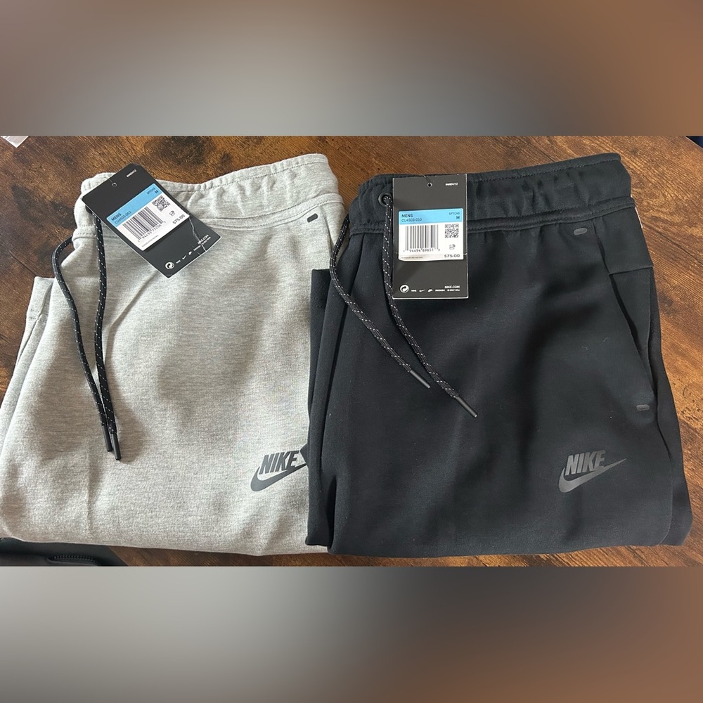 Men’s Black & Gray Nike Tech Shorts